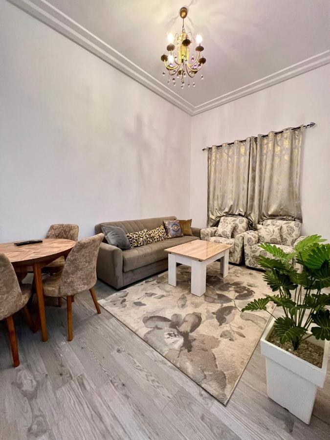 Myzo Superbe Appartement Familial Bien Situe A Marrakech มาร์ราเกช ภายนอก รูปภาพ