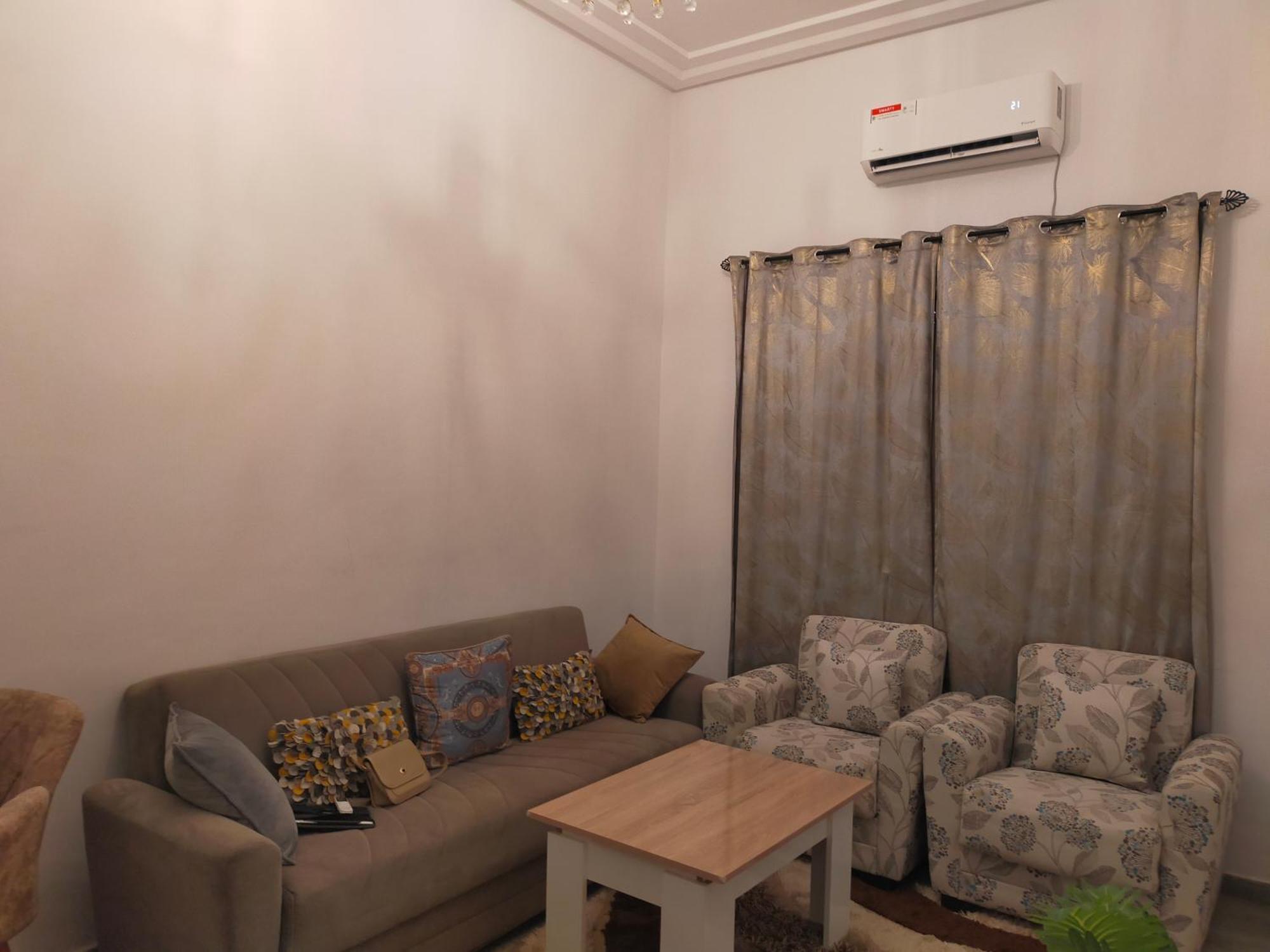 Myzo Superbe Appartement Familial Bien Situe A Marrakech มาร์ราเกช ภายนอก รูปภาพ